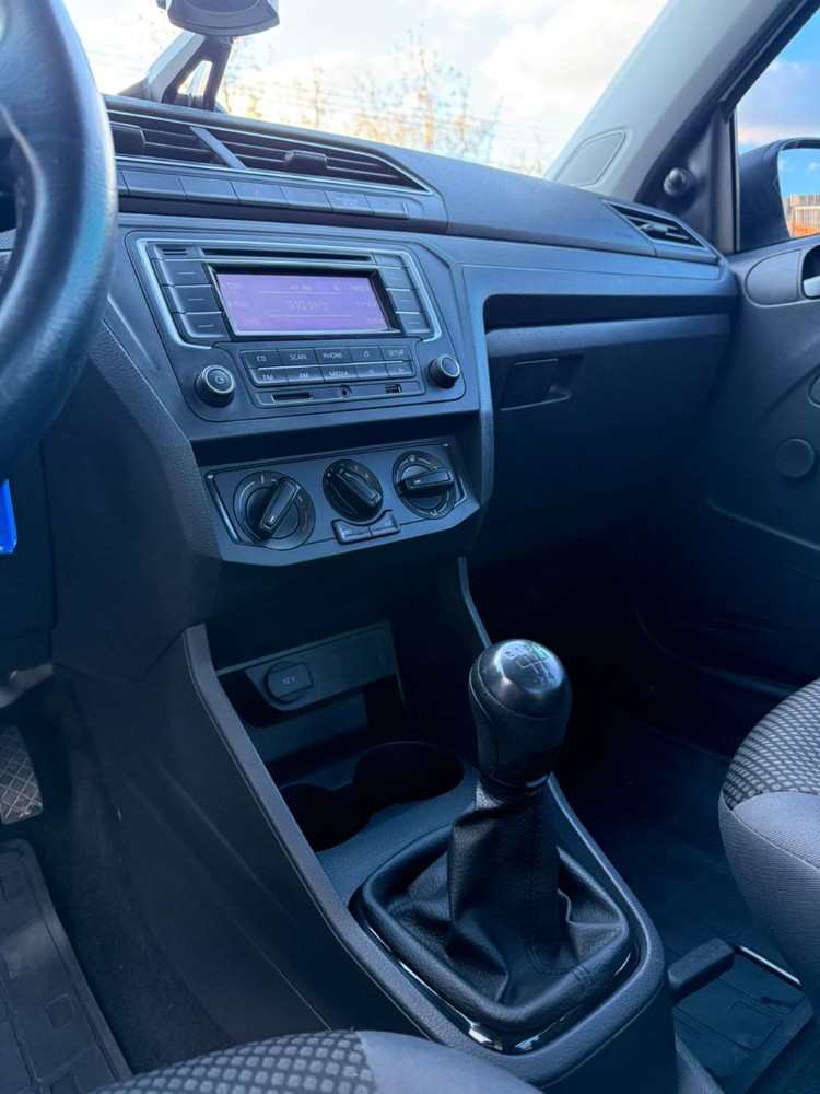 Volkswagen Saveiro — foto 12